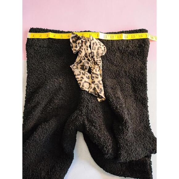 Felina Black Denali Leggings Size Large w/Leopard Print Bow - Picture 4 of 5